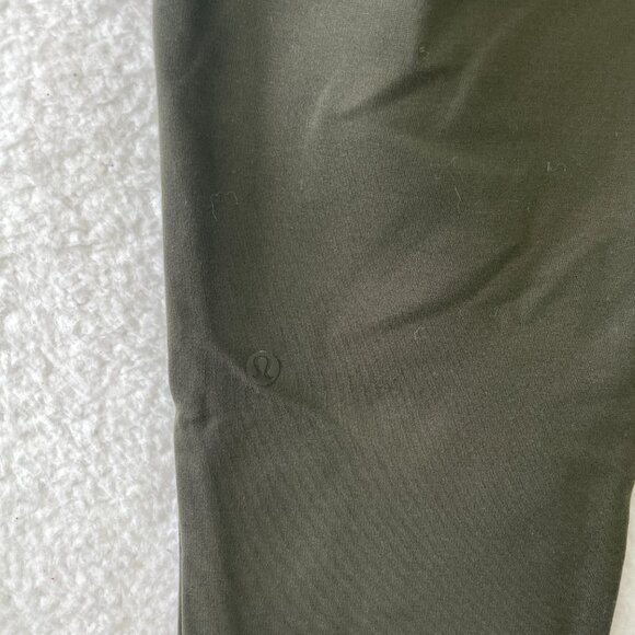 Lululemon On The Move Pants Women’s Size 4 Olive Green Black Stretch Lot of 2 - Picture 9 of 16
